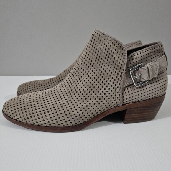 Sam Edelman Paula Ankle Bootie Size 8 Putty Taupe Leather Perforated Low Heel - Picture 1 of 13